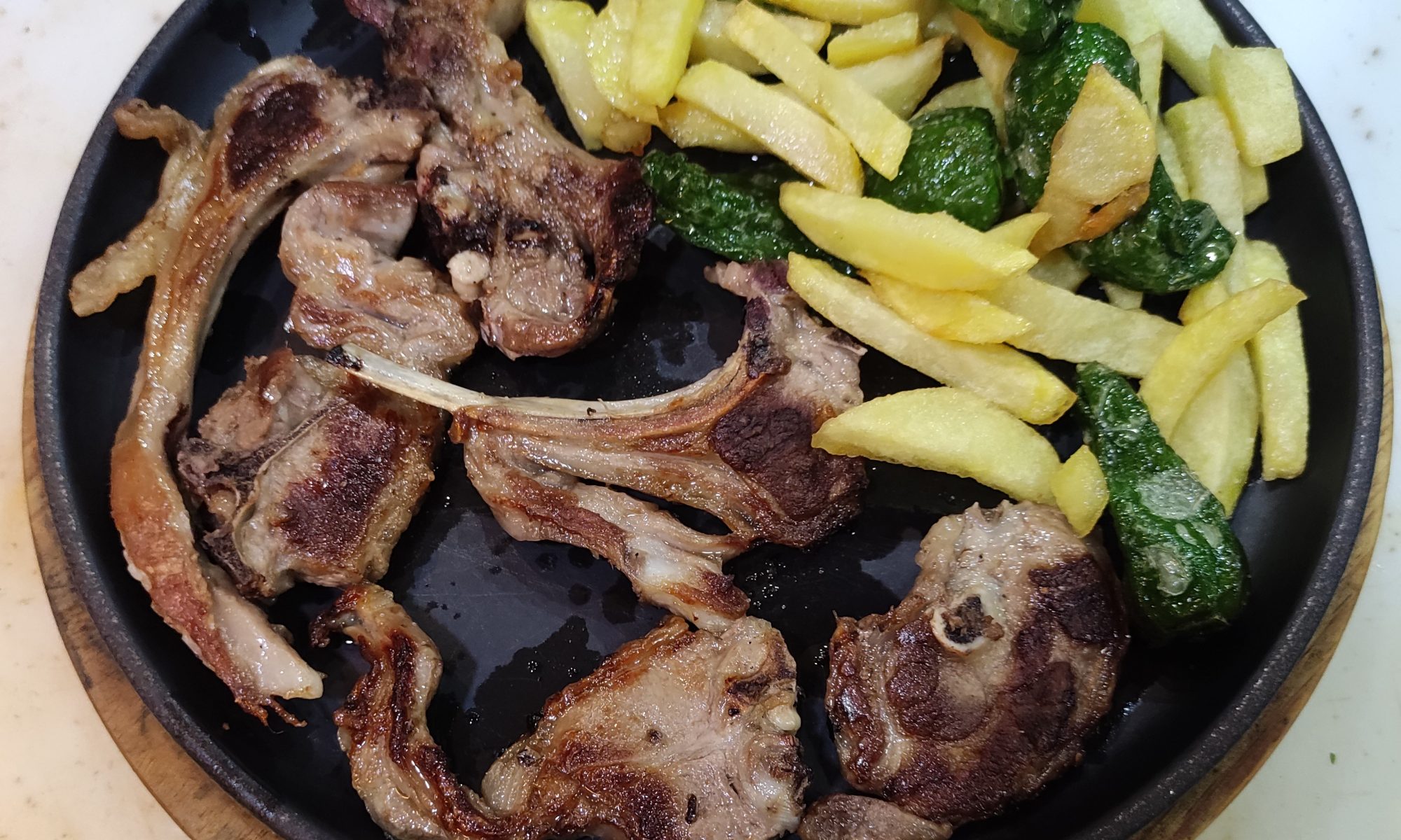 CHULETITAS-DE-LECHAL-BAR-SUPERA-