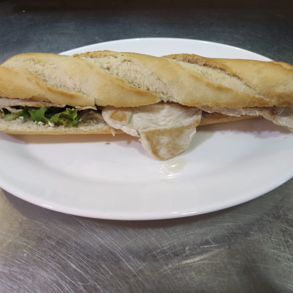 08-BOCADILLO DE POLLO