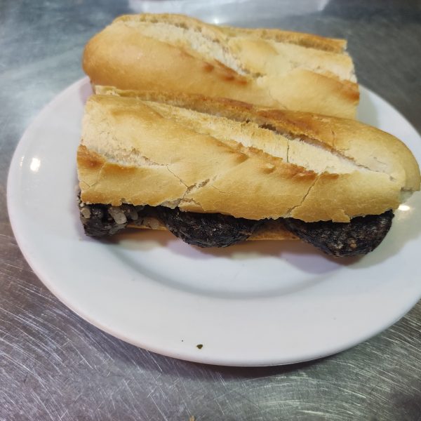 08-BOCADILLO DE MORCILLA DE BURGOS