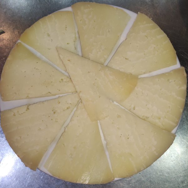 18-QUESO CURADO DE OVEJA